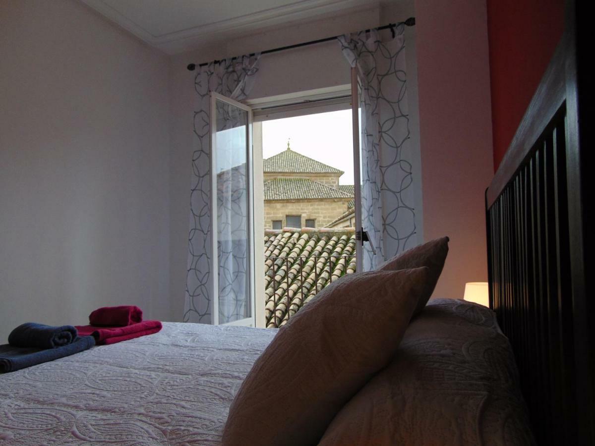 Vivienda Turistica Bufer Appartement Úbeda Buitenkant foto
